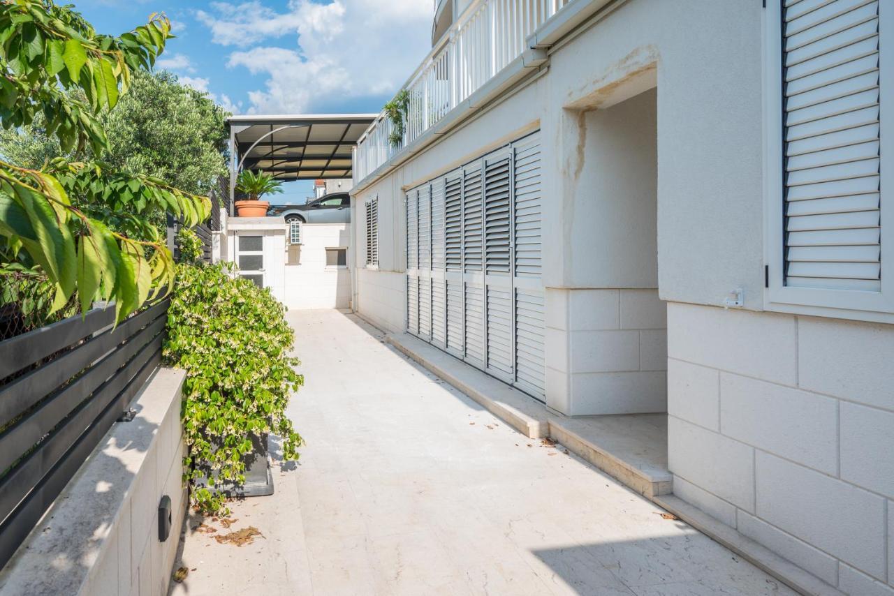 Vdl Apartments Trogir Eksteriør bilde