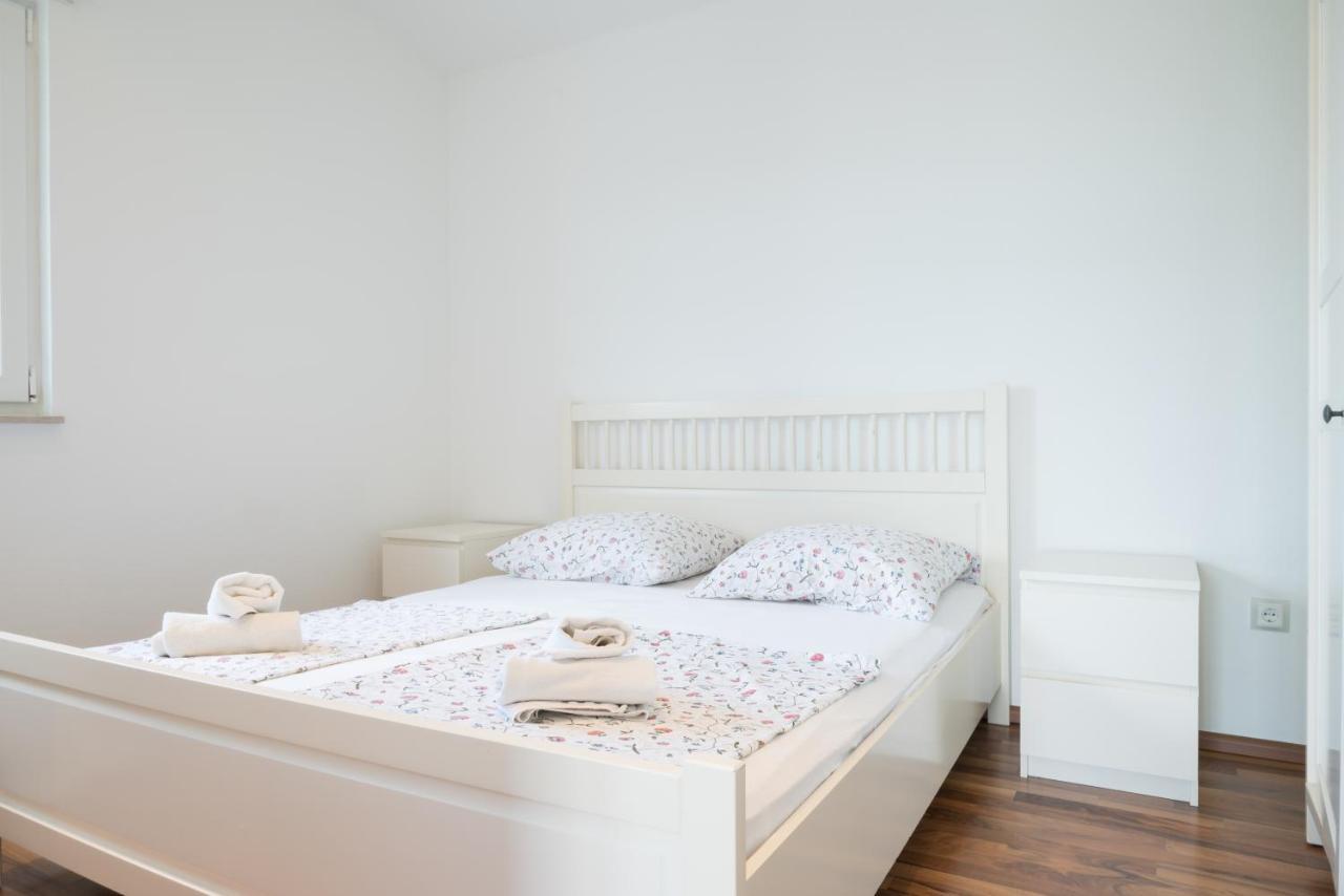 Vdl Apartments Trogir Eksteriør bilde